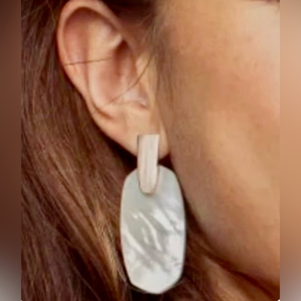 Kendra Scott Elle Mother of Pearl Earrings (Rose Gold)
